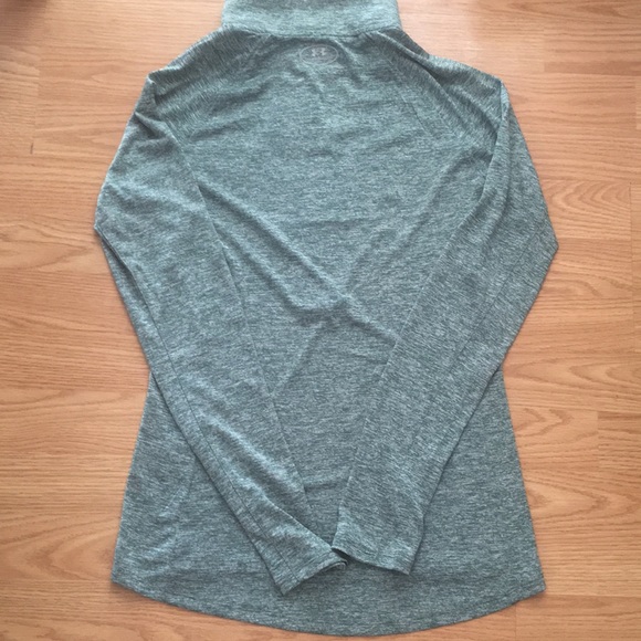 Under Armour Loose Heatgear - Picture 4 of 4
